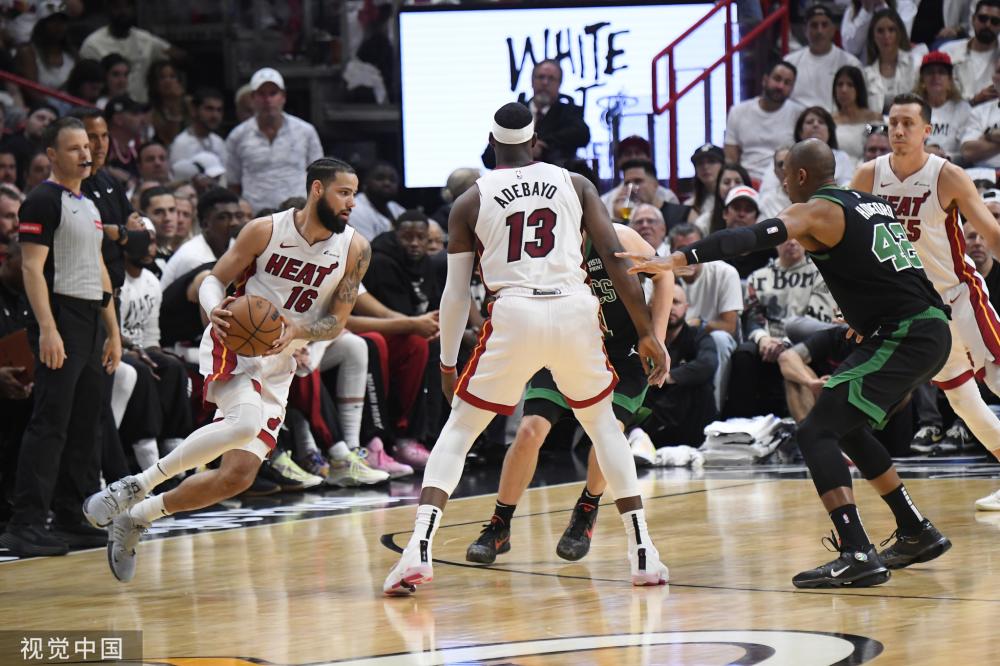 脱颖而出 脱颖而出