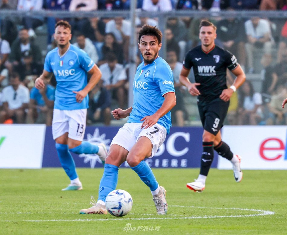 对于球迷而 对于球迷而